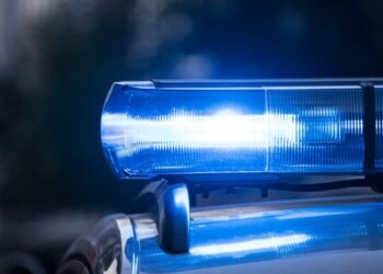 Detienen a tres acusados de amagar a un menor y a su mamá para despojarlos de sus pertencias