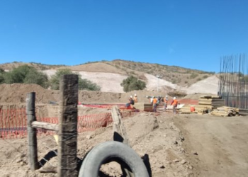 Avanzan trabajos de reubicación de las vías del tren en Nogales