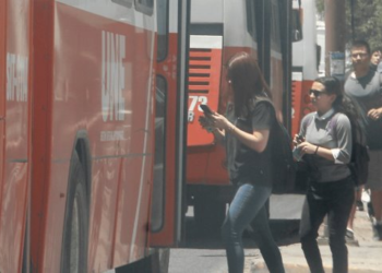 Afirman hacen falta hasta 700 paradas de autobuses en Hermosillo