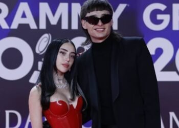 Nicki Nicole no quiere comprometer a Peso Pluma pero admite que hacen todo juntos “hasta comer”
