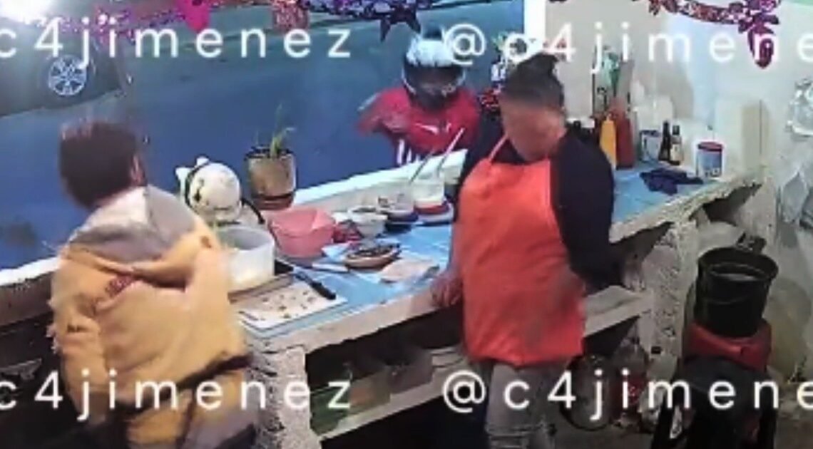 VIDEO: Matan a mujer mientras atendía su puesto de hamburguesas en la Cdmx tras años de amenazas por un grupo criminal