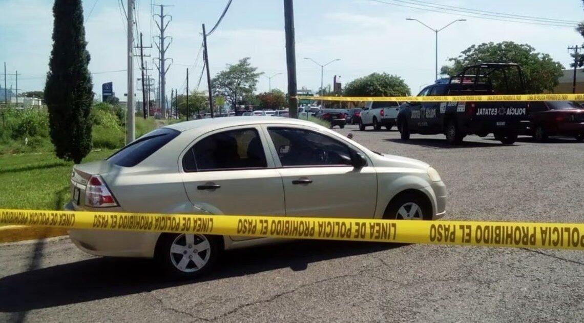 Conductor atropella y mata a policía en Edomex; lo detienen en posesión de droga