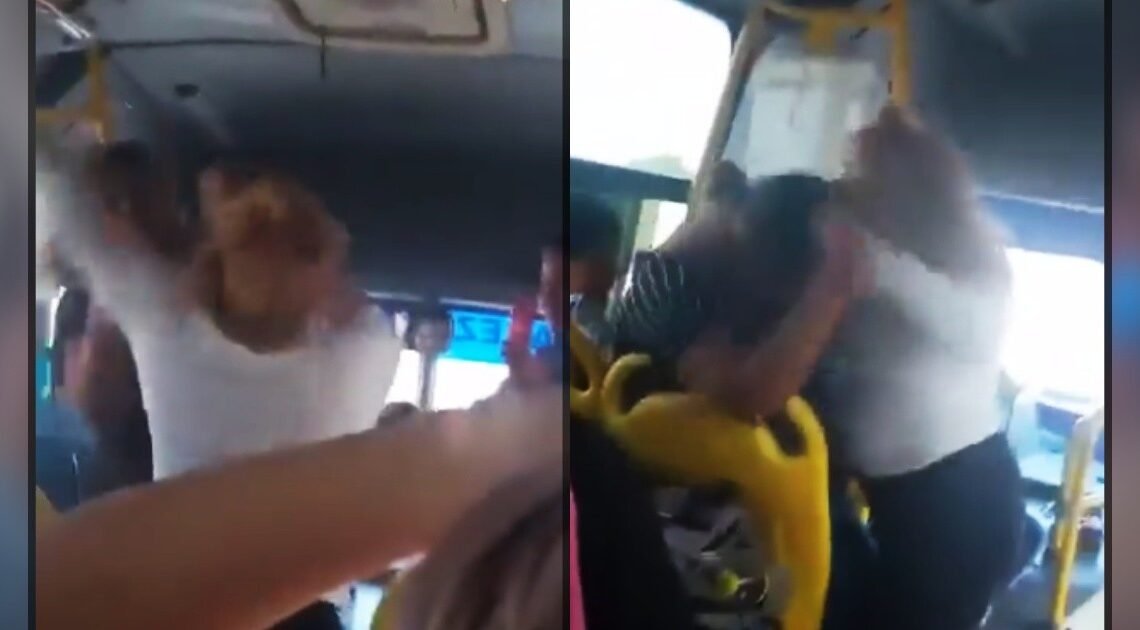 VIDEO: Mujeres se pelean a golpes en transporte público de Nuevo León VIDEO: Mujeres se pelean a golpes en transporte público de Nuevo León