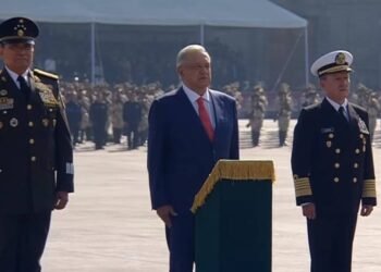 AMLO afirma que las Fuerzas Armadas son el “ángel de la guarda” de México