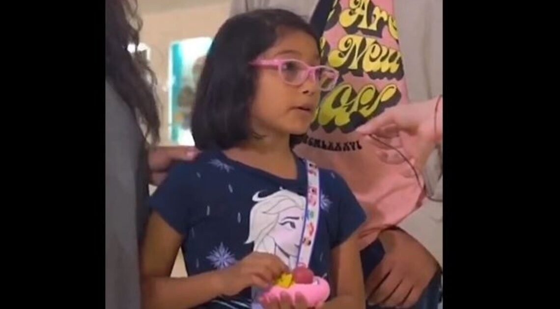 VIRAL: Entrevistan a niña y revela presunta infidelidad de la madre por 100 pesos VIRAL: Entrevistan a niña y revela presunta infidelidad de la madre por 100 pesos