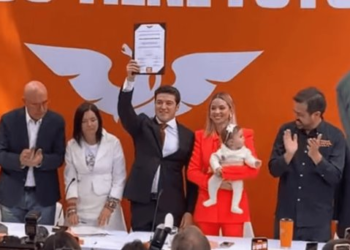 Samuel García se registra como precandidato presidencial de MC