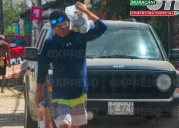 Acapulco muestra su corazón Guerrero