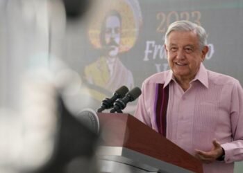 AMLO rechaza respaldar aspiraciones de familiares suyos al Senado