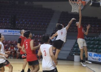 Nuñez brilla, pero el Equipo Blanco se impuso en el Juego de Estrellas de Prepa Varonil del Torneo Navideño