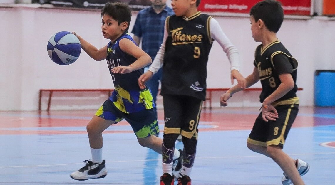 Avanza IMARC a final en primaria mixta del Torneo Navideño de Básquetbol