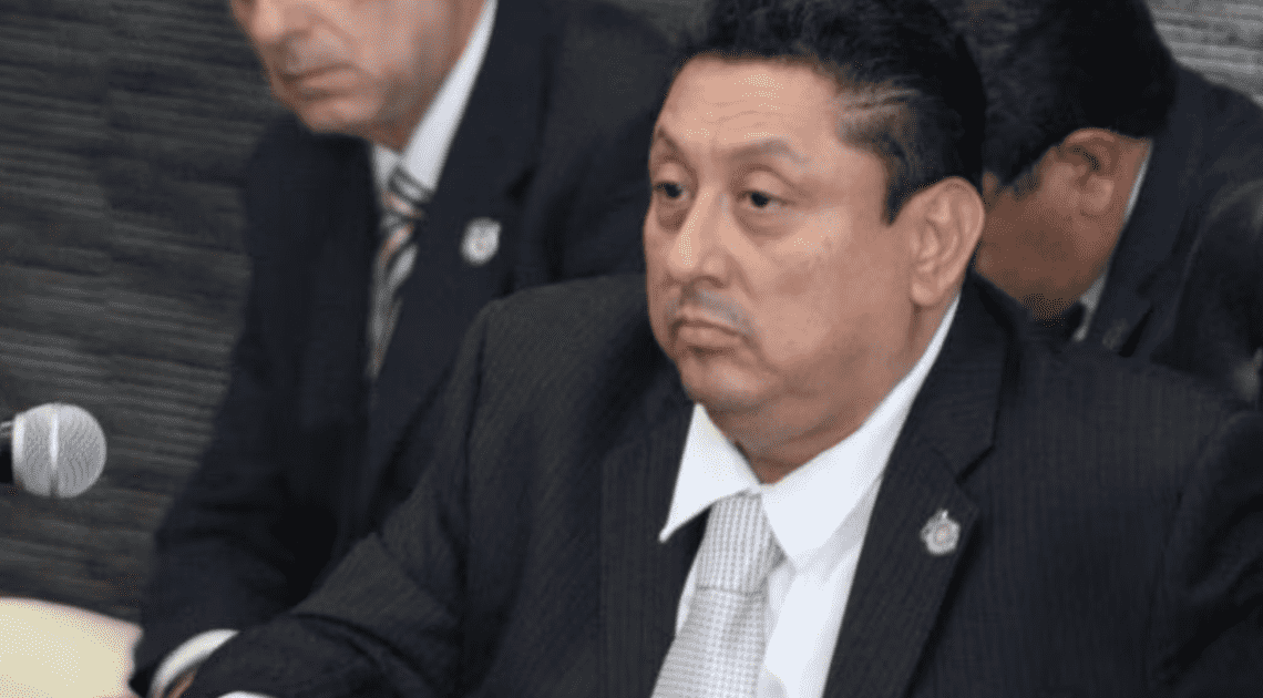 Uriel Carmona queda inmune; Congreso de Morelos rechaza quitar fuero y destituir al fiscal Uriel Carmona queda inmune; Congreso de Morelos rechaza quitar fuero y destituir al fiscal