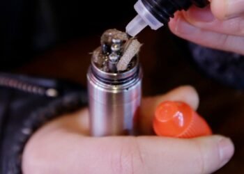 Preocupa a Salud amparo de Corte por vapeadores