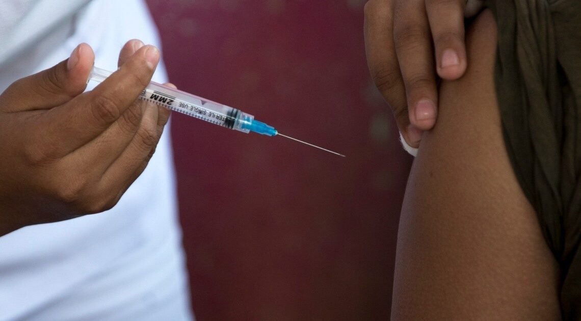 Vacuna Pfizer contra COVID-19 costará 848 y estará disponible desde el 20 de diciembre