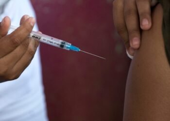 Vacuna Pfizer contra COVID-19 costará 848 y estará disponible desde el 20 de diciembre