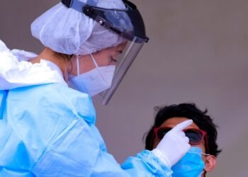 Variante de Covid “Pirola”, no es una versión más agresiva: infectólogo de Hermosillo