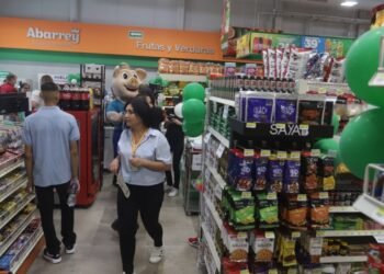 Crecen cadenas comerciales con 200 tiendas en Hermosillo