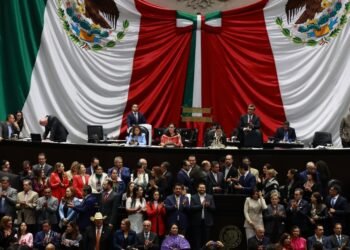 PAN y empresarios en desacuerdo con la reducción de la jornada laboral en México