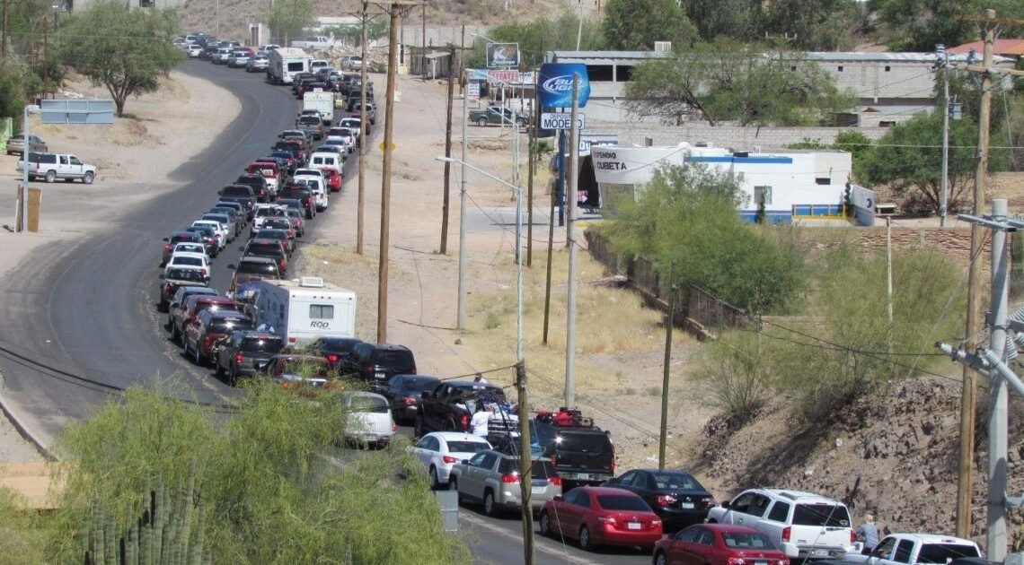 Pide sector hotelero orden en garita de Lukeville para no afectar turismo y economía