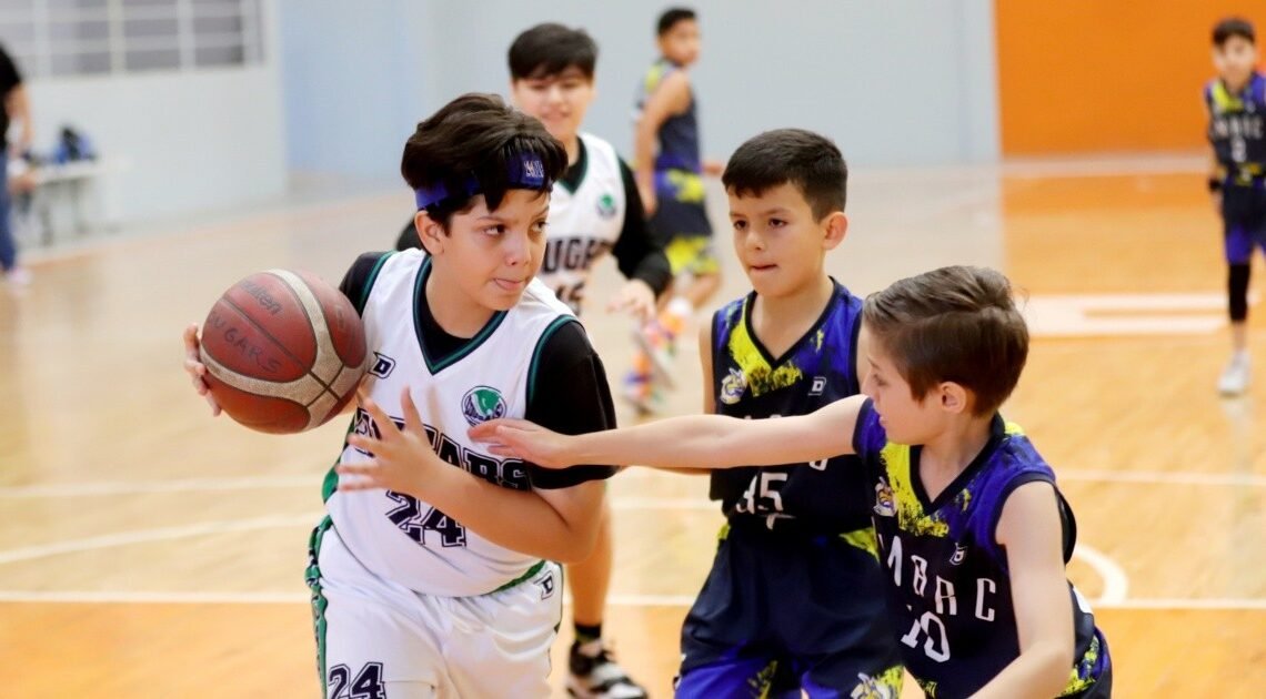 Muestra IMARC poderío en secundaria del Torneo Navideño de Basquetbol