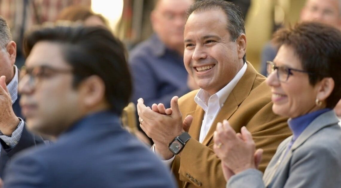 Presenta Antonio Astiazarán “HDigital”, que lleva 27 trámites municipales sin gestión presencial Presenta Antonio Astiazarán “HDigital”, que lleva 27 trámites municipales sin gestión presencial