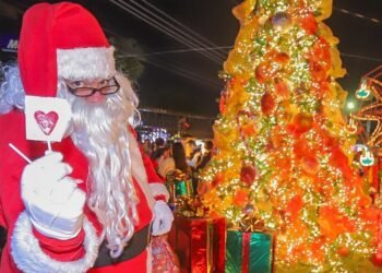 Recuperan Hermosillenses el amor por la Navidad en “La Casa de Santa”