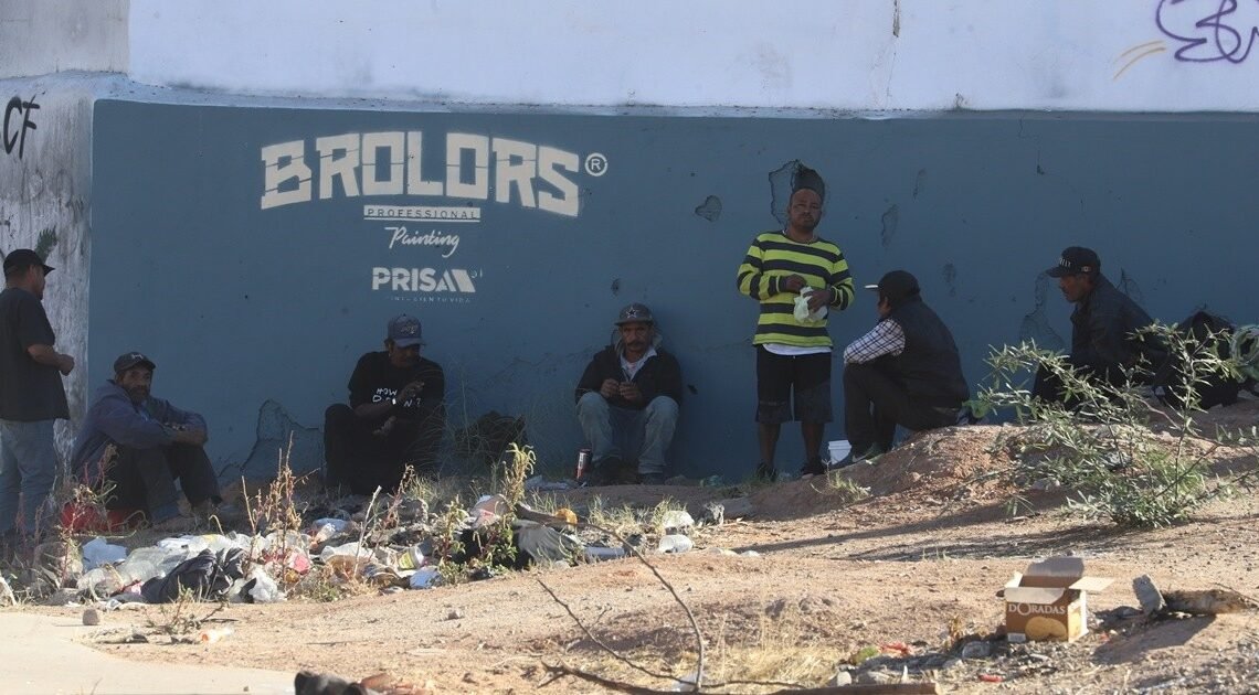 Hermosillo: Personas sin hogar duermen a la intemperie pese al frío