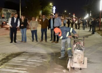Alcalde de Hermosillo supervisa avances de mejoras en avenida Navojoa