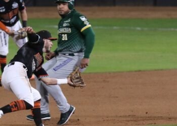 Naranjeros tienen un triste cierre en Hermosillo pierden ante los Cañeros de Los Mochis 7-1