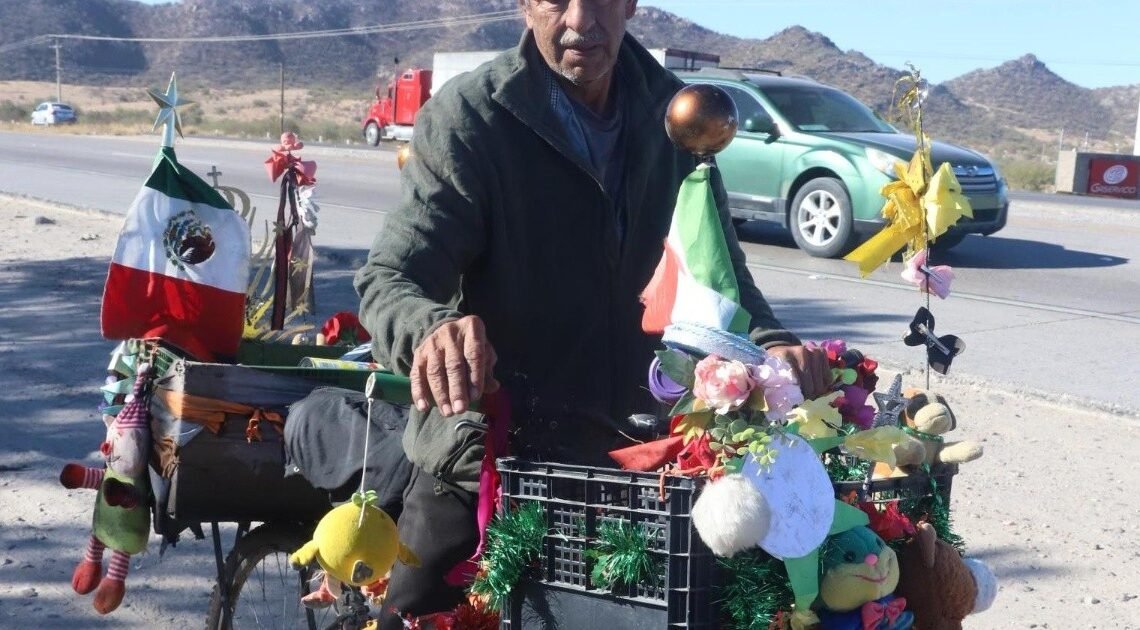 Hermosillo: Don Miguel visita cada semana a la Virgen de Guadalupe