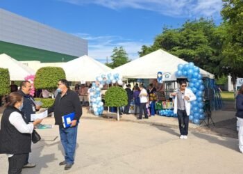 Ciudad Obregón: Ofrecen feria de la salud para adultos mayores en IMSS 