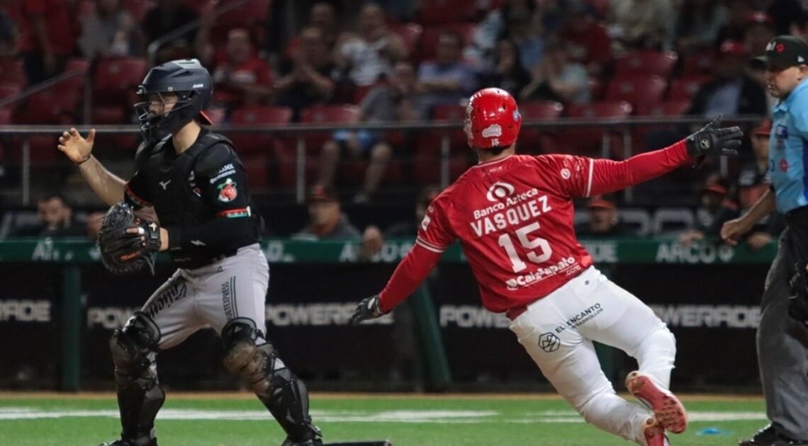 Venados frenan a Naranjeros