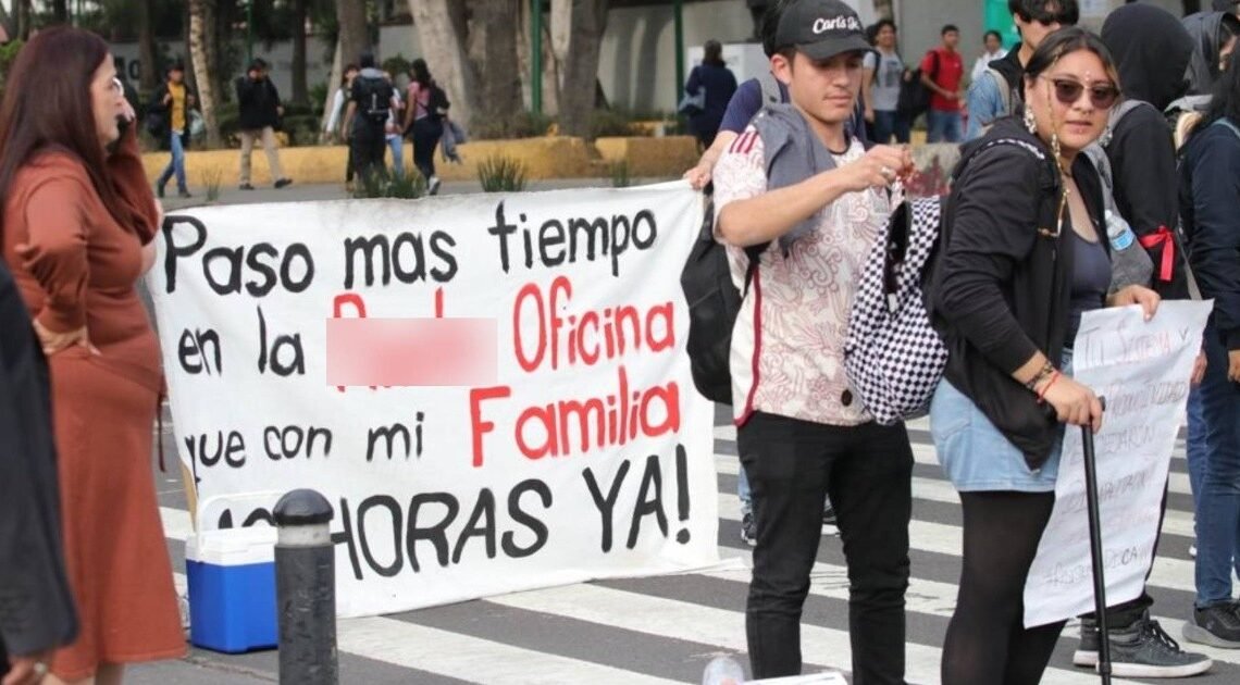 “¡40 horas ya!”: Cierran avenida Eduardo Molina en CDMX para exigir reducción de jornada laboral