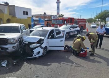 Una persona lesionada tras accidente automovilístico en la colonia Las Lomas