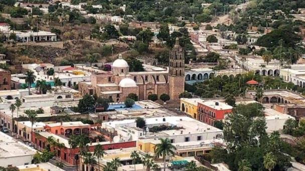 Avanza construcción de acueducto para Álamos; podría terminarse en enero Avanza construcción de acueducto para Álamos; podría terminarse en enero