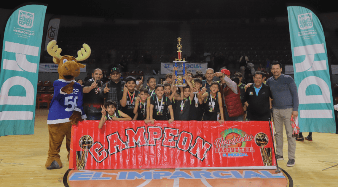 Alerce es campeón en primaria 2012-13 varonil del Torneo Navideño