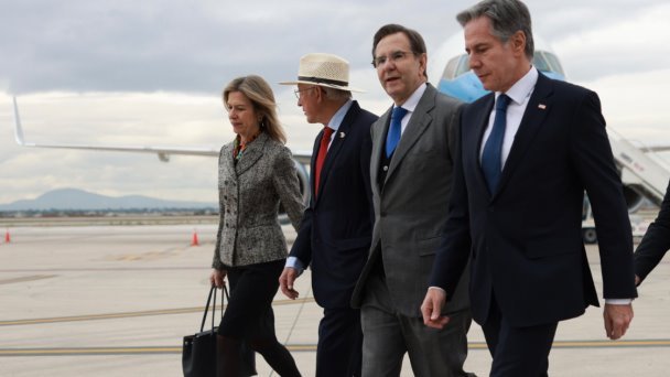 Antony Blinken llega a Palacio Nacional para reunión con AMLO Antony Blinken llega a Palacio Nacional para reunión con AMLO
