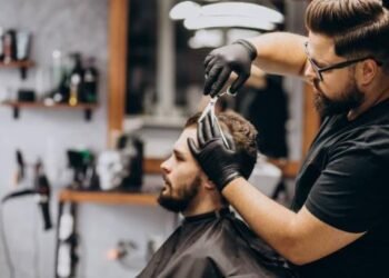 Se dobla la demanda de servicios de barbería luego del pago de aguinaldos