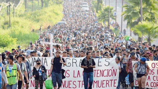 Migrantes presionan a gobiernos de EU y México con caravana Migrantes presionan a gobiernos de EU y México con caravana