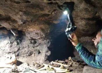 Encuentran cueva con restos humanos y ofrendas mayas prehispánicas en Tulum