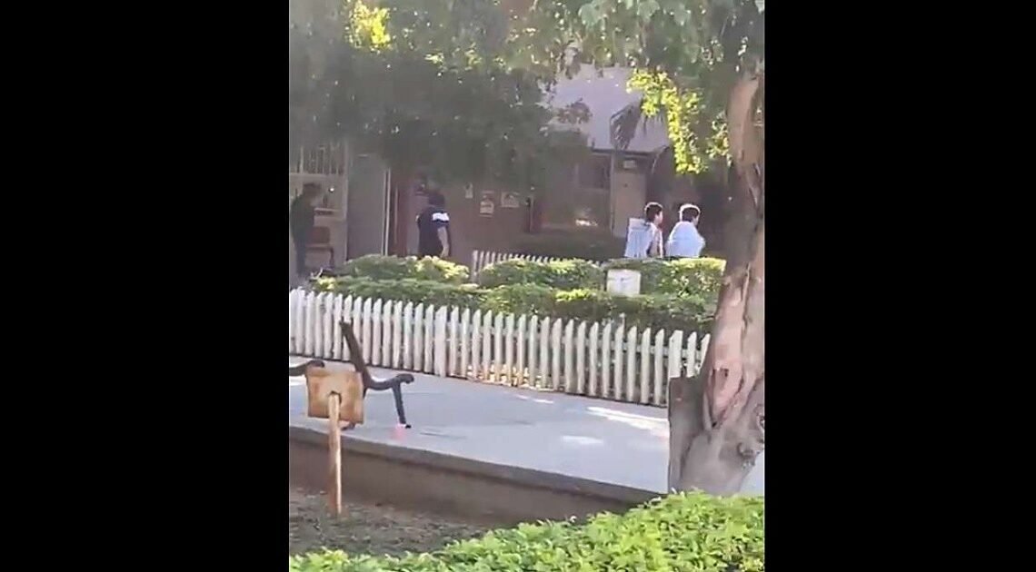 VIDEO: Obligan a caminar desnudos a dos jóvenes en Guasave, Sinaloa