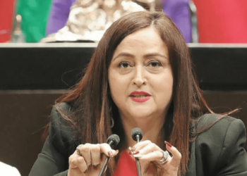 Jornada laboral de 40 horas podría discutirse este martes, declara Susana Prieto