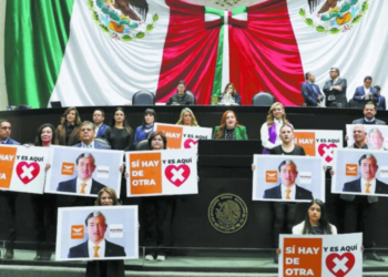 Nace “fosforena” en el Congreso tras ruptura del bloque de oposición
