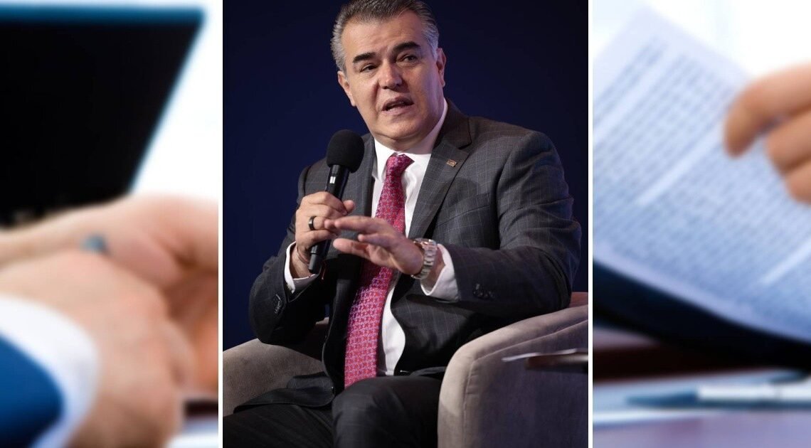 Jornada de 40 horas: Empresarios cierran filas y expresan que “no es el momento” Jornada de 40 horas: Empresarios cierran filas y expresan que “no es el momento”