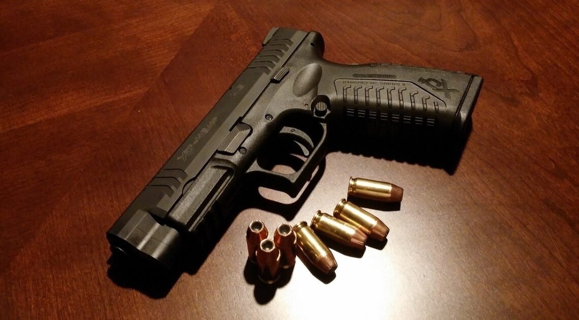Hermosillo: Atrapan a joven por traer réplica de un arma en Villas del Real
