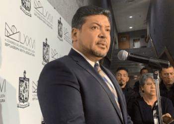 Niegan acceso a Luis Enrique Orozco a Palacio de Gobierno en NL