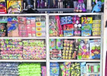 Autoridades llamana a no quemar pirotecnia esta Navidad: Estos son los riesgos y razones