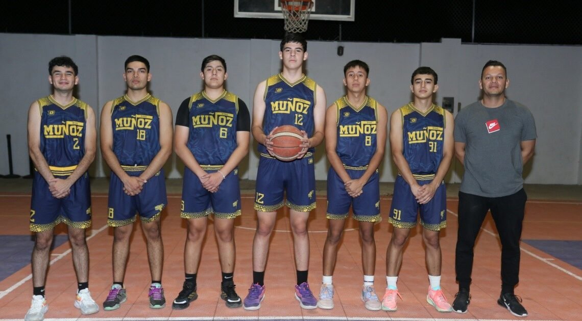 Muñoz avanza con drama a la final de prepa varonil del Torneo Navideño de EL IMPARCIAL Muñoz avanza con drama a la final de prepa varonil del Torneo Navideño de EL IMPARCIAL