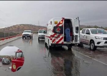 Fatal accidente vial, ocasionando lesiones a paisanos y una muerte