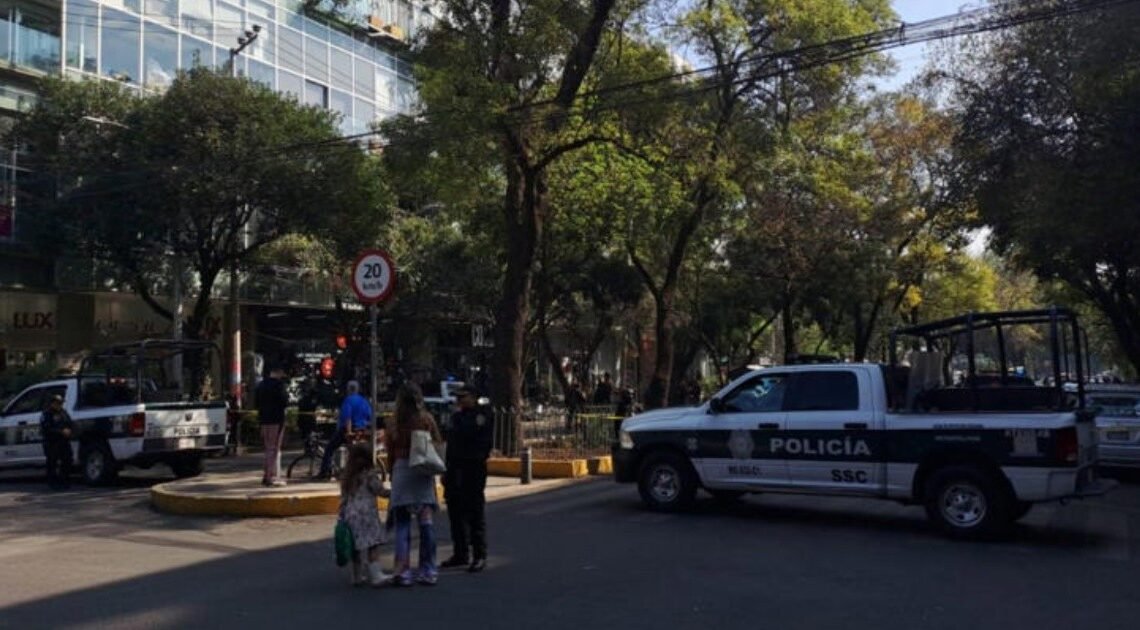 Matan a hombre a plena luz del día fuera de un banco en la CDMX por oponerse a asalto