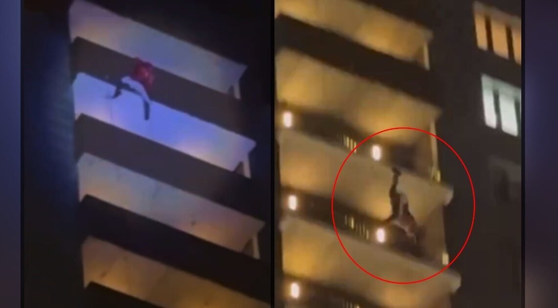 VIDEO: “Santa Claus” ruso cae 73 metros de un edificio y muere frente a varios niños, incluido su hijo, intentando hacer un truco sorpresa VIDEO: “Santa Claus” ruso cae 73 metros de un edificio y muere frente a varios niños, incluido su hijo, intentando hacer un truco sorpresa
